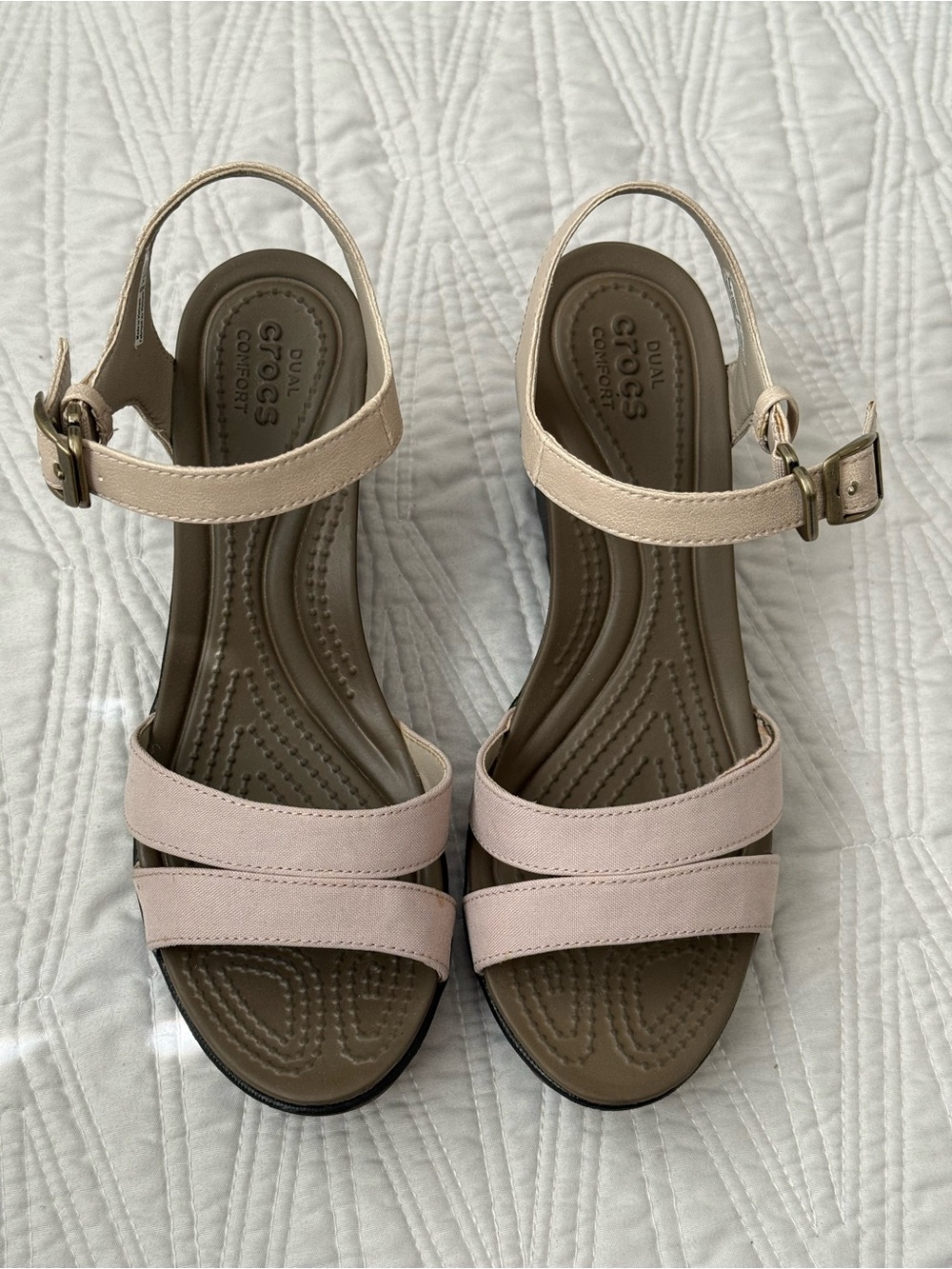 Crocs Wedge heels brown and beige